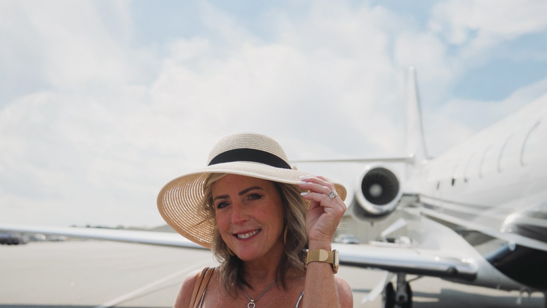 04 traveler private jet